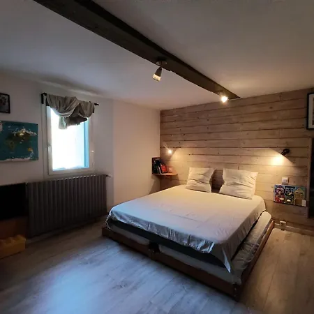La Vieille Ecole, Maison 4 A 6 Personnes, Thoard
